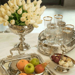 HDE_Elizabethan center pc sml_DEAC1631